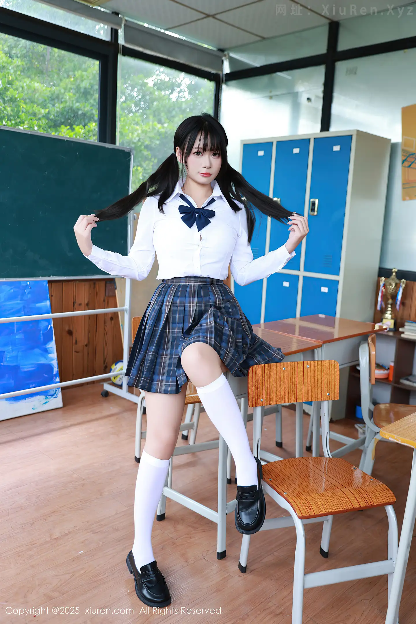 图片[3]-[XiuRen秀人网]VOL.10602 新人模特水泽性感JK制服露肉色蕾丝内衣秀丰满身材迷人诱惑写真85P-秀人网官方网站